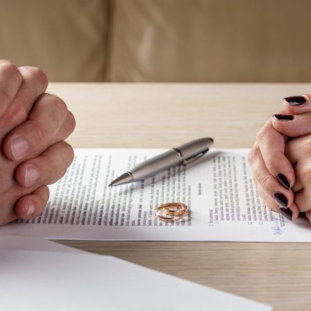 Should I Hire a Divorce Attorney?